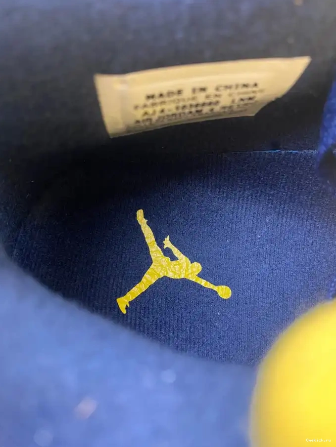 One Kick Retro 4 Jordan Michigan (PE) AJ4-1036660 Air 0526